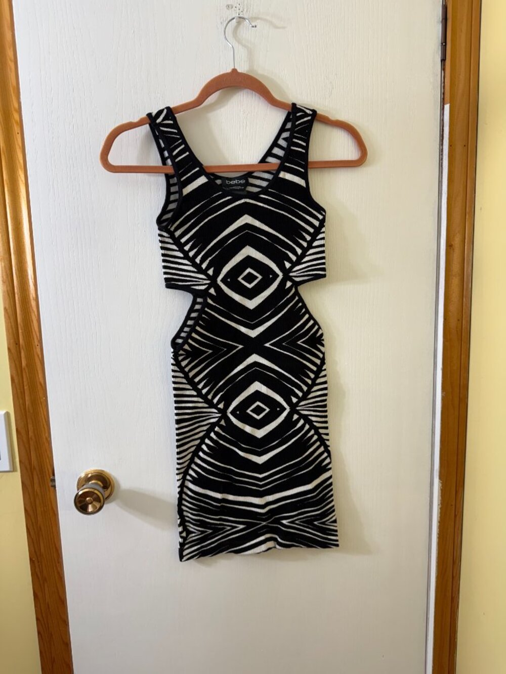 Bebe Black White Striped Cutout Bodycon Mini Dress Size S - Picture 4 of 5